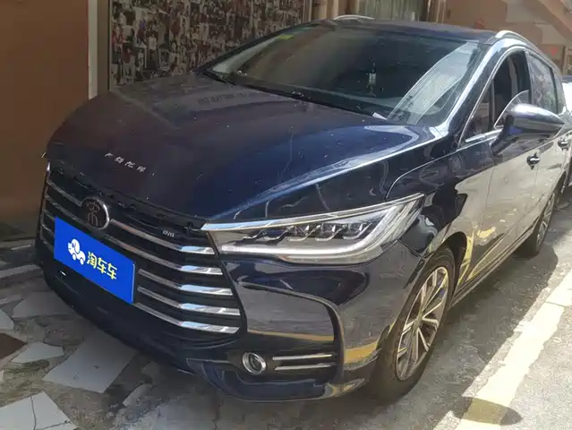 BYD SONG MAX