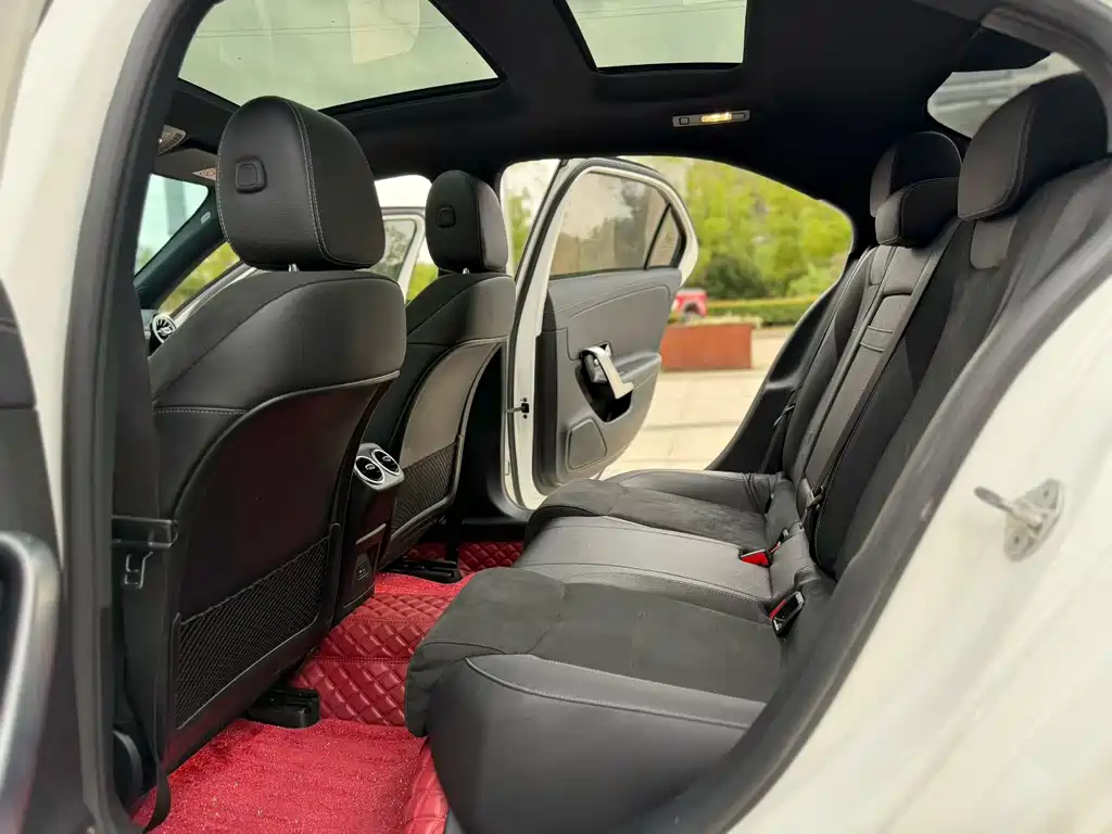 Mercedes-Benz A-Class — миниатюра 8