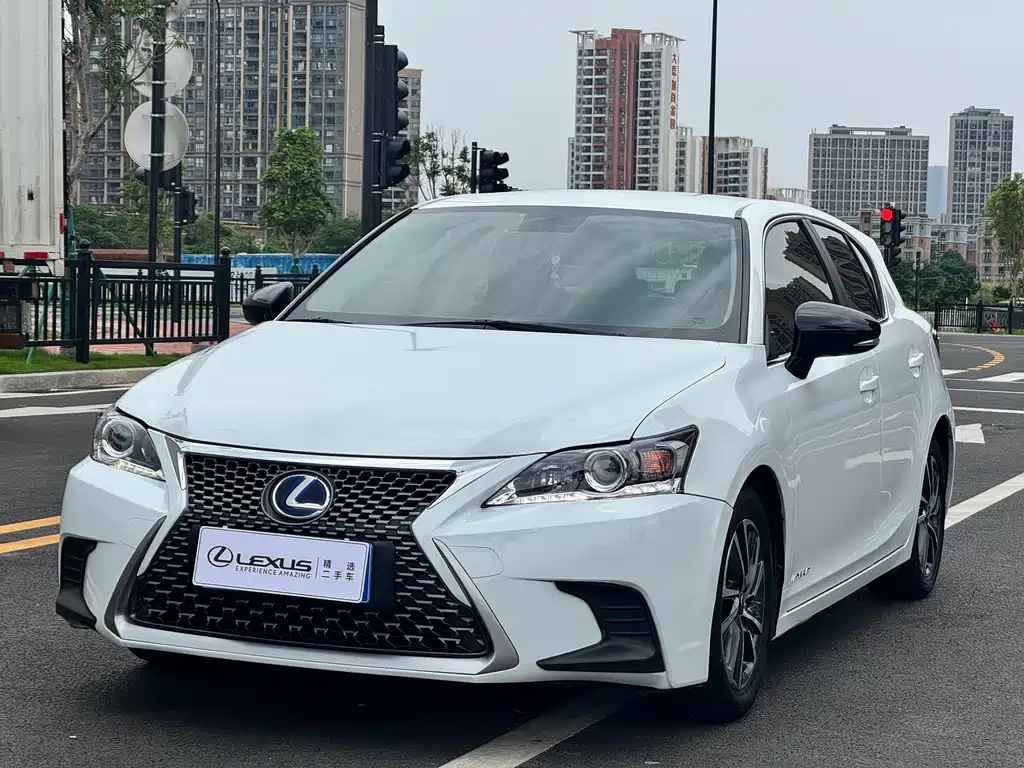 Lexus CT 2020