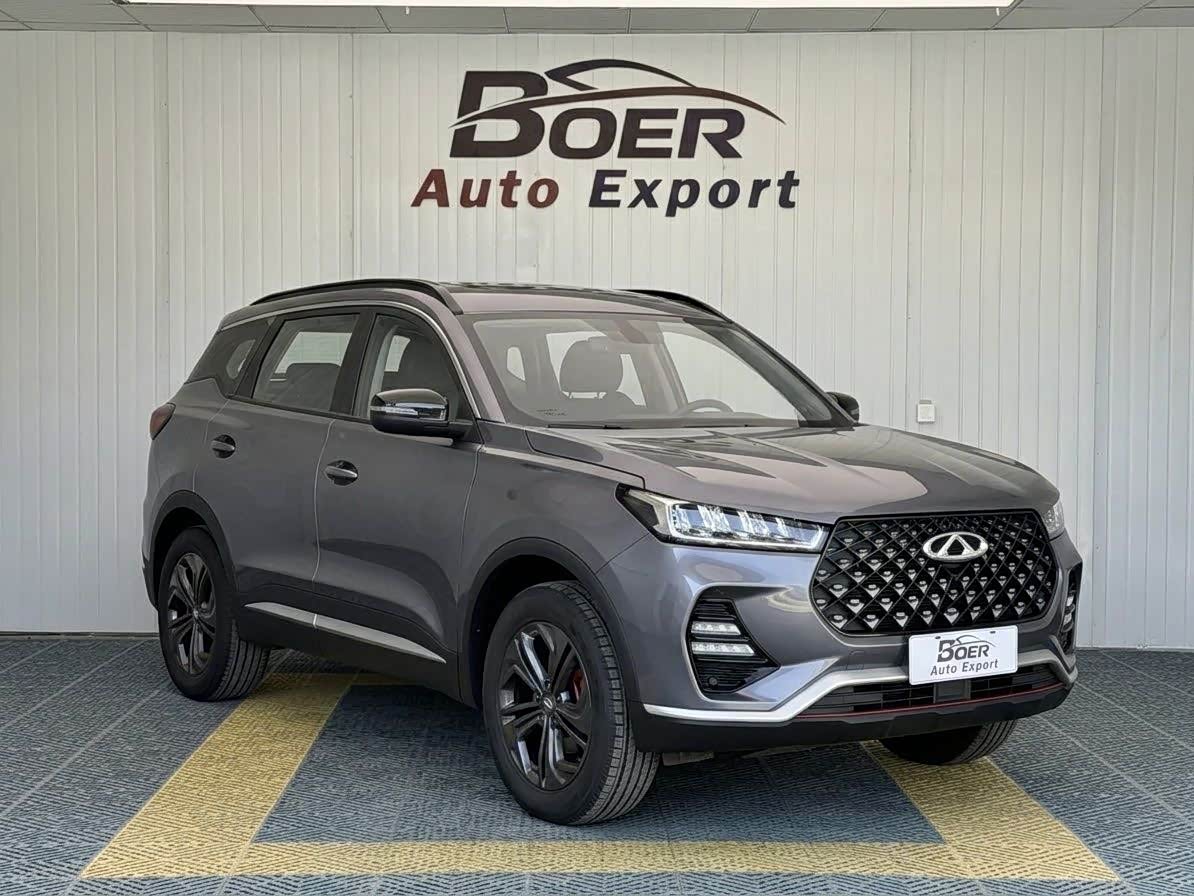 CHERY Tiggo 7 1.5 л 2023 г. Серебристо-серый, пробег 32000 км
