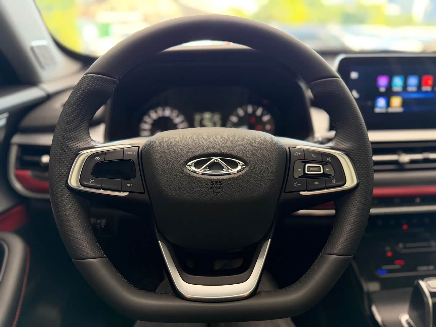 CHERY Tiggo 7 1.5 л 2023 г. Серебристо-серый, пробег 32000 км