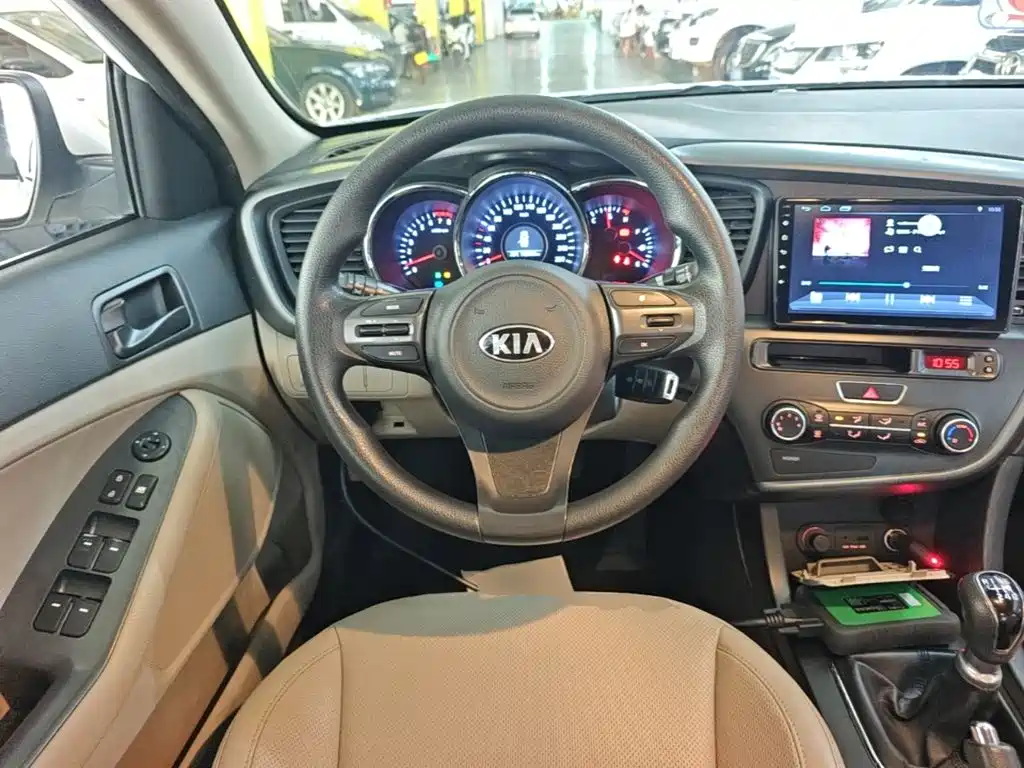 Kia K5 — миниатюра 11