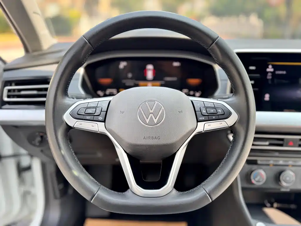 Volkswagen Lavida — миниатюра 13