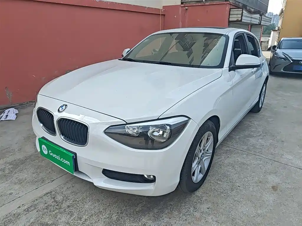 BMW 1 Series (Import) 2015