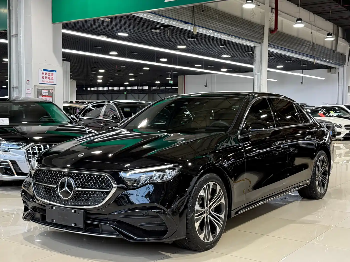奔驰E级 2024款 E 300 L 时尚运动型 2024