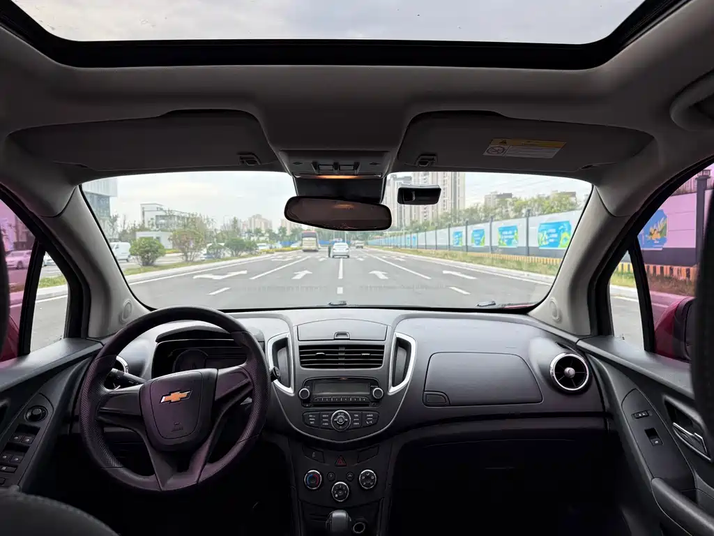 Chevrolet Trax — миниатюра 10