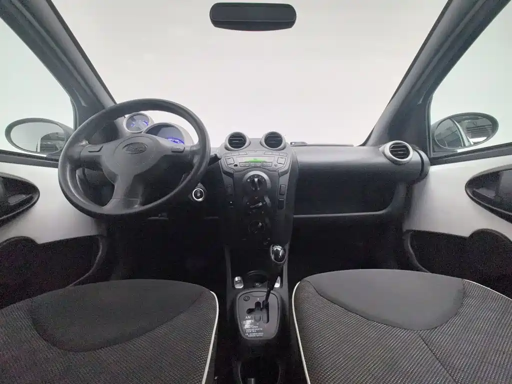 BYD F0 — миниатюра 5
