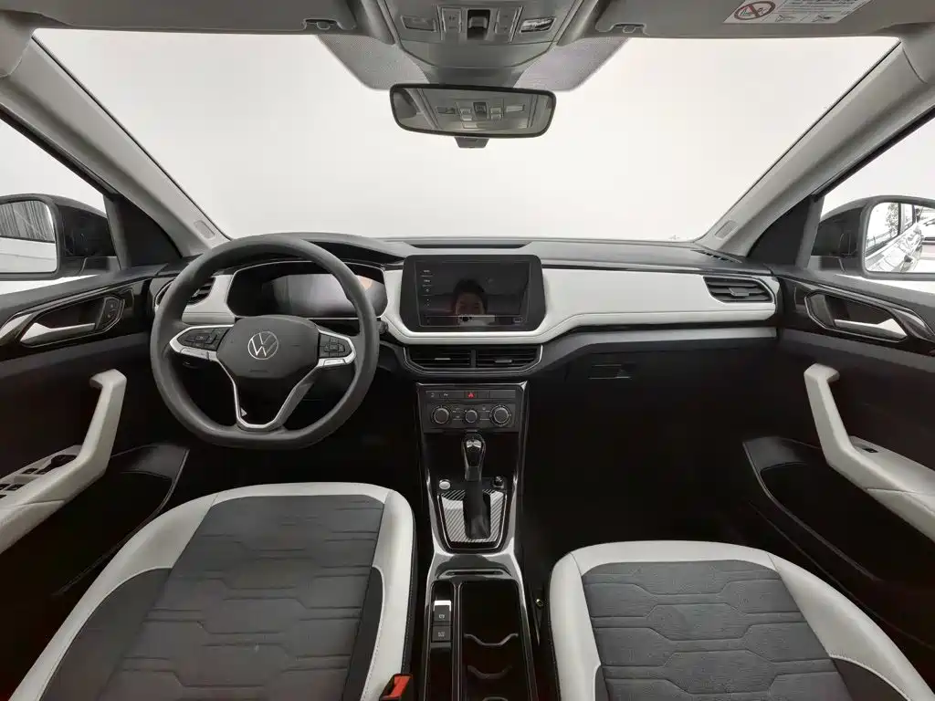 Volkswagen Tharu — миниатюра 5