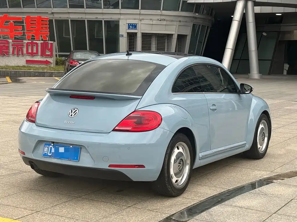 Volkswagen Beetle — миниатюра 4