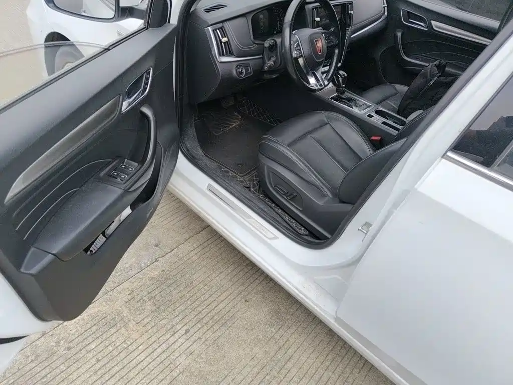Roewe i6 Classic — миниатюра 12