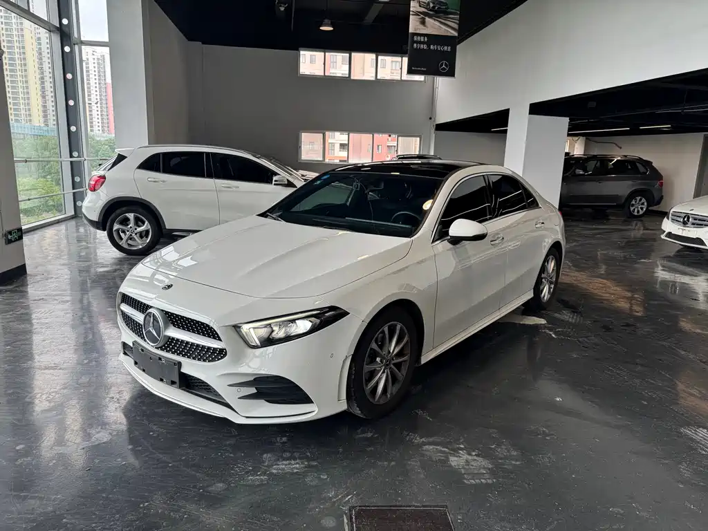 Mercedes-Benz A-Class A 2019 A 200 L Sport