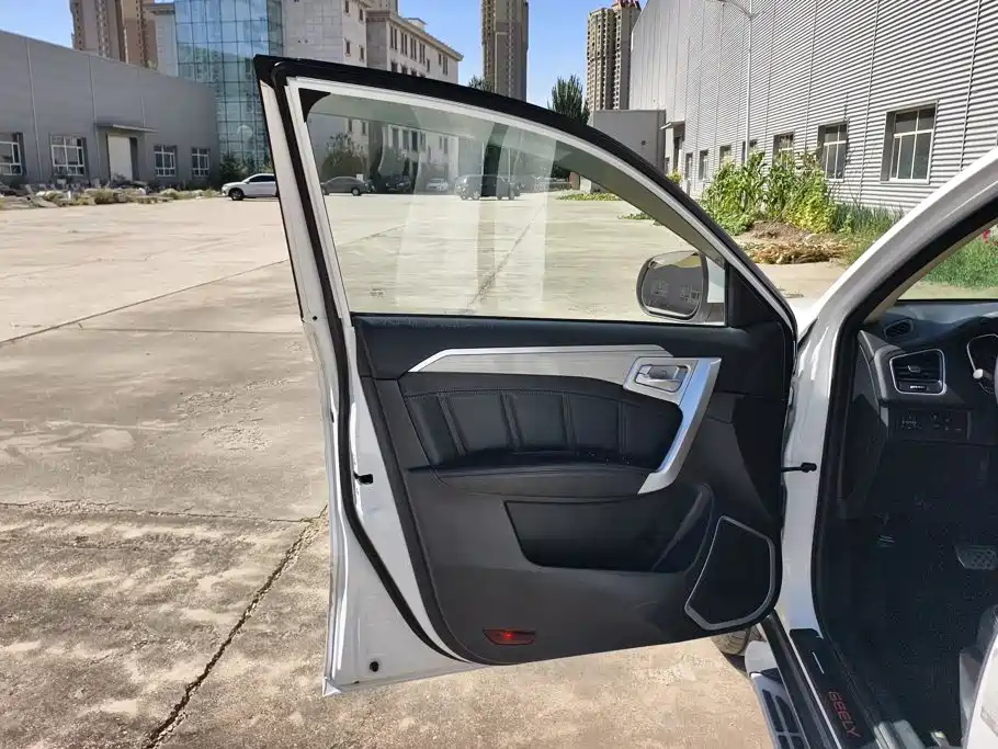 Geely Vision X6 — миниатюра 7