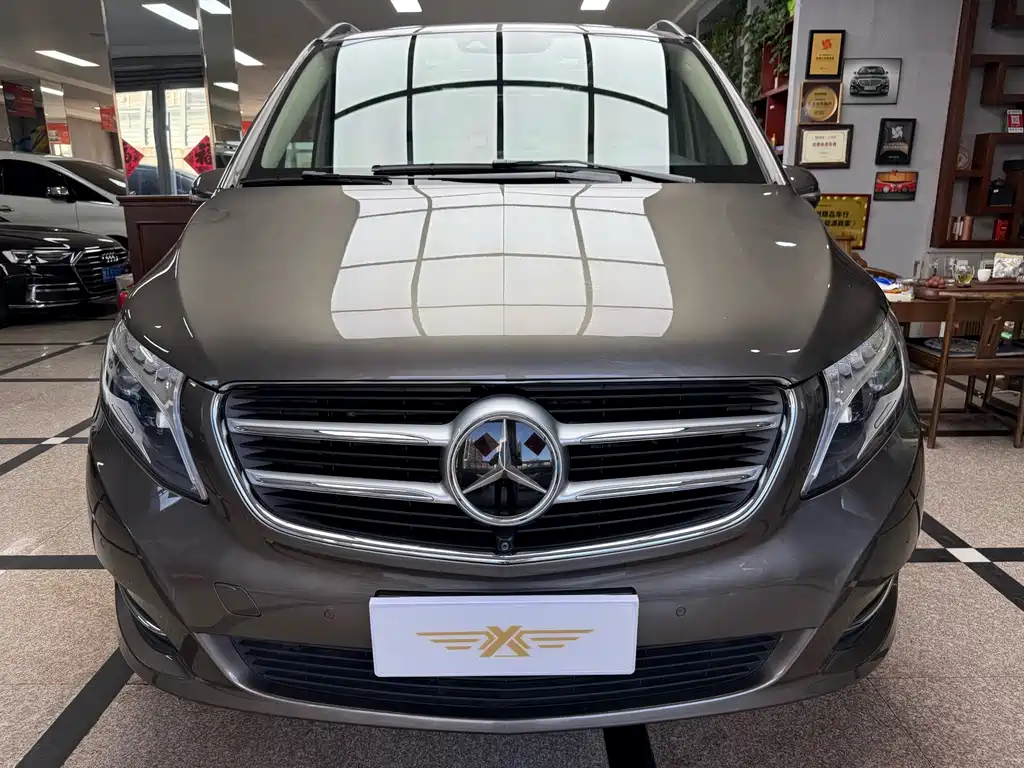 Mercedes-Benz V-Class V 2017 V 260 Luxury