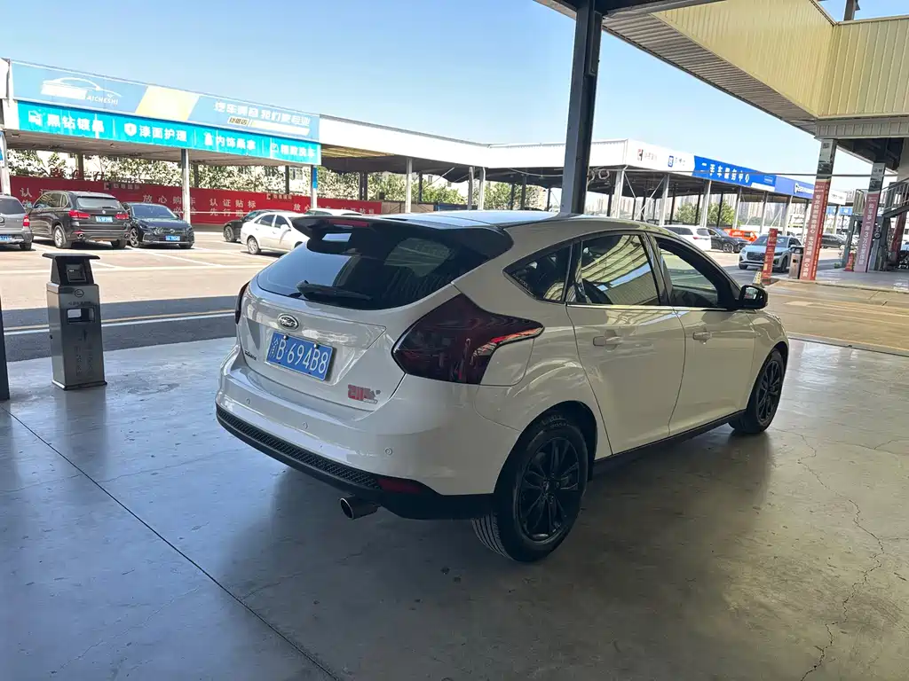 Ford Focus — миниатюра 4