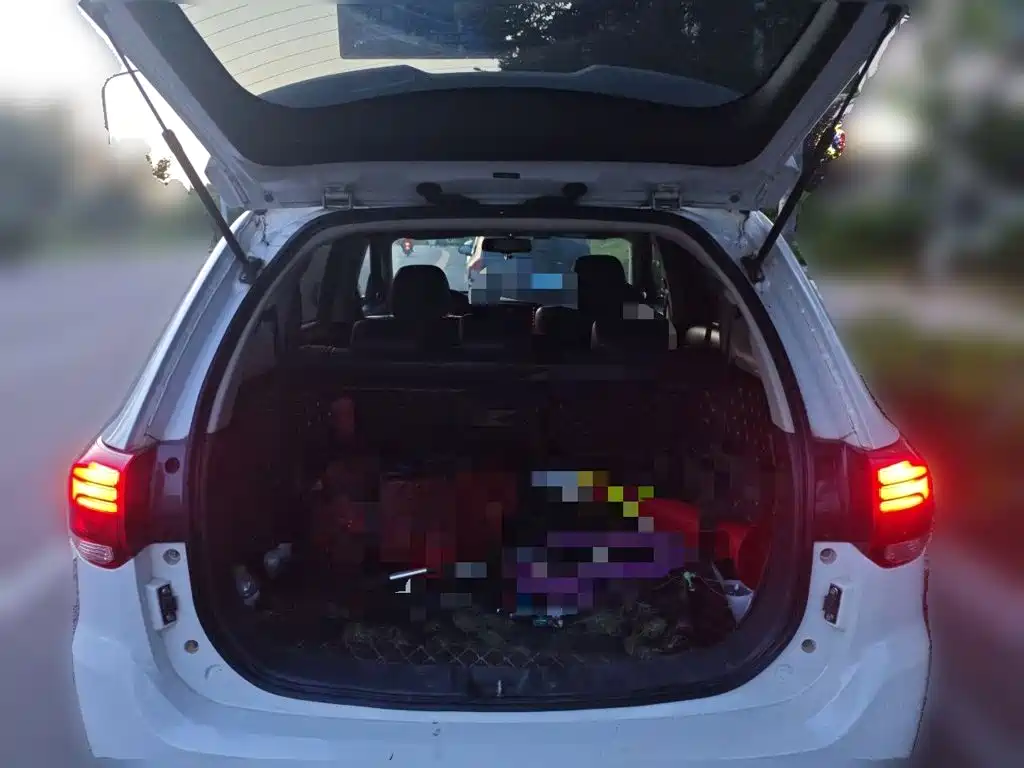 Mitsubishi Outlander — миниатюра 10