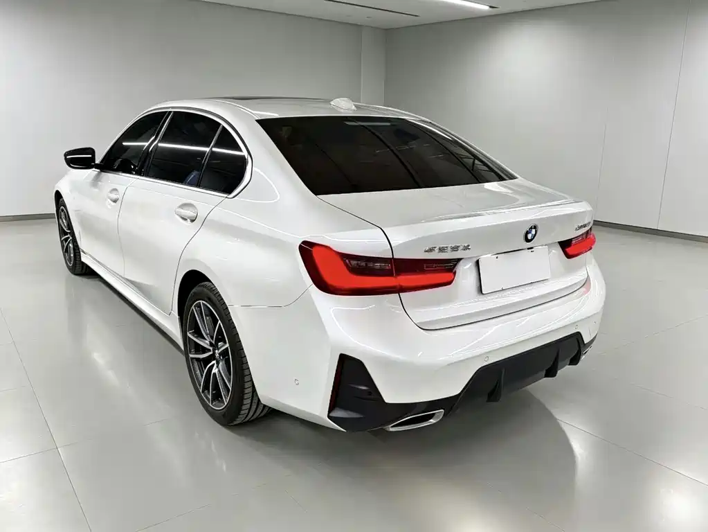 BMW 3 Series — миниатюра 4