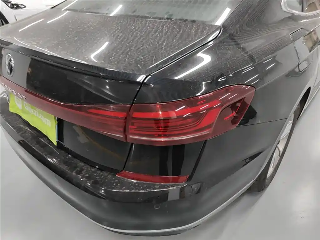 Volkswagen Passat 2025 280TSI