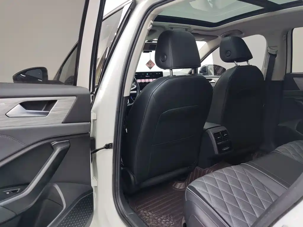 Volkswagen Sagitar 2023 280TSI DSG Lite