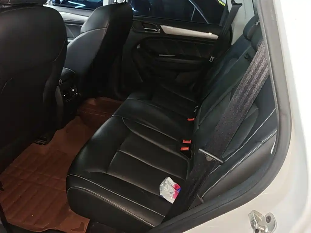 Roewe RX5 — миниатюра 17