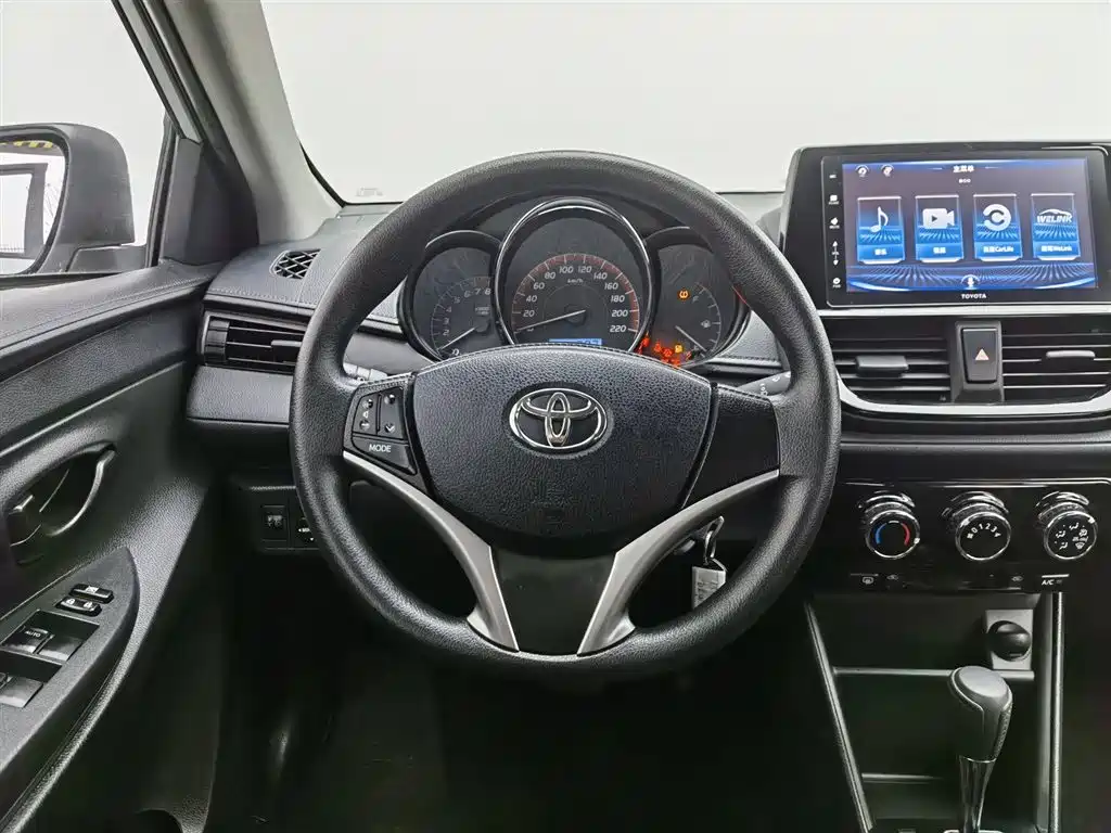 TOYOTA VIOS