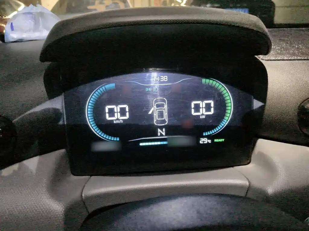 Leapmotor Leapmotor T03 — миниатюра 4