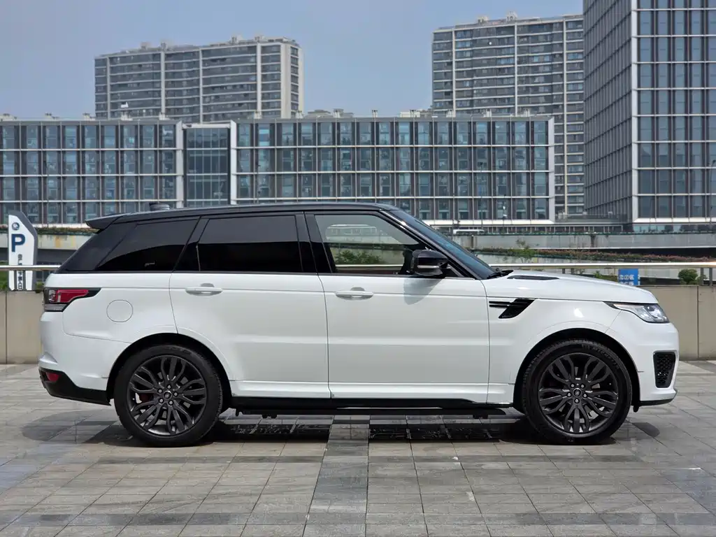 Land Rover Range Rover Sport 2017 3.0 SC V6 HSE DYNAMIC