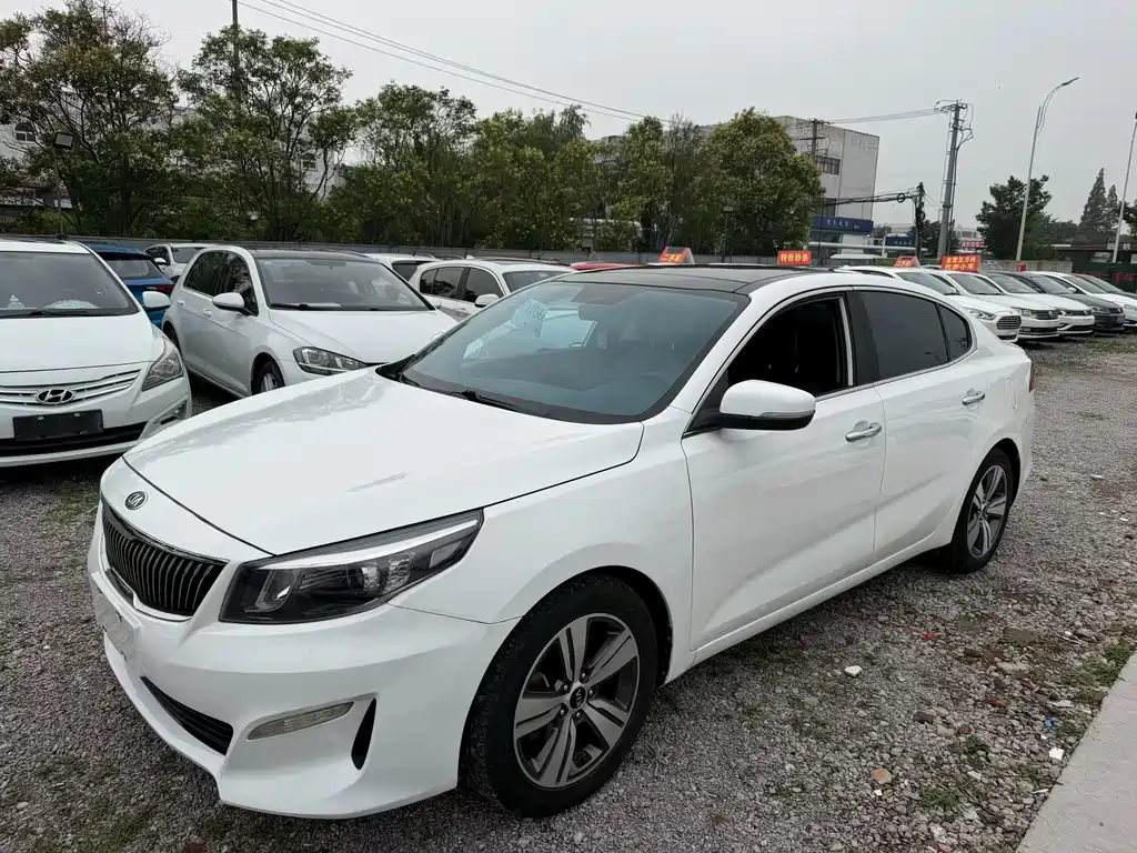 Kia 2017 1.8L AT GLS