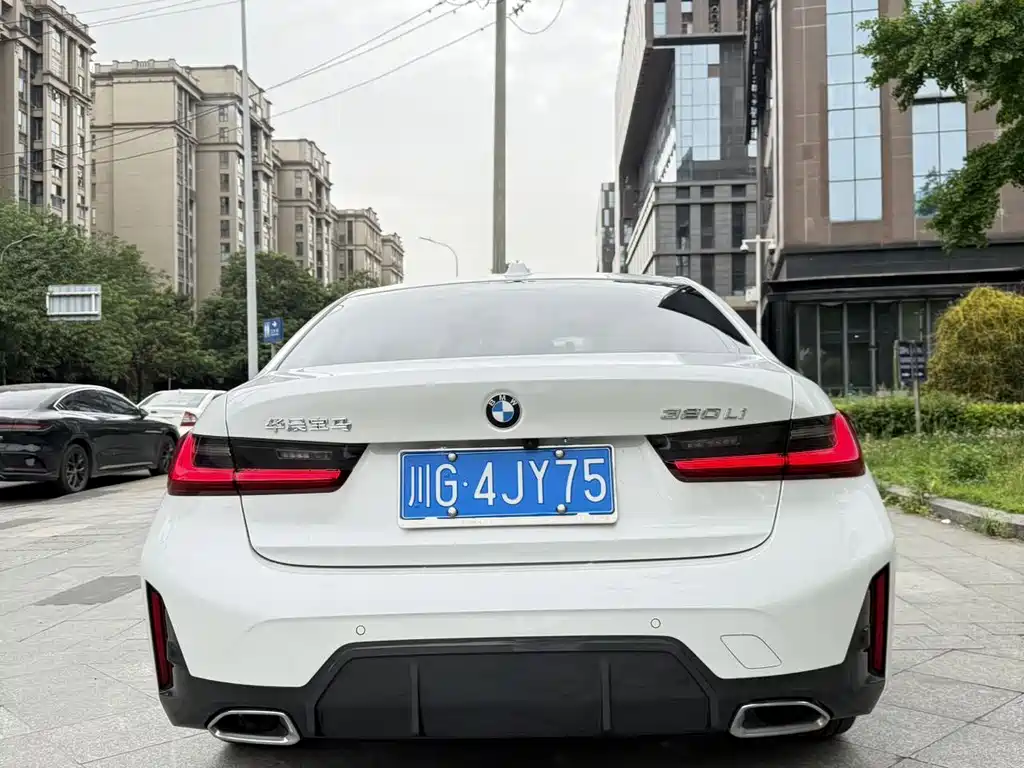 BMW 3 Series — миниатюра 6