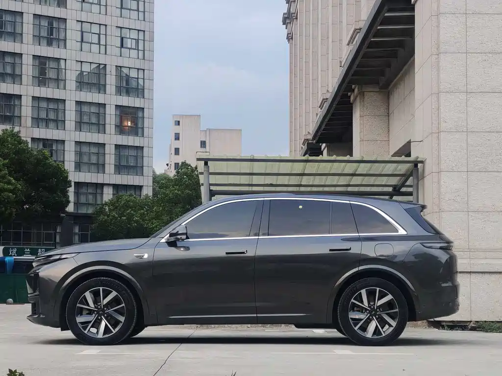 Li Auto IDEAL L7