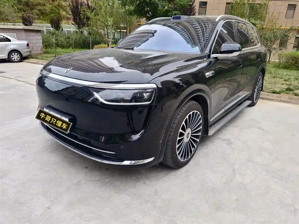 Aito M8 2025 Ultra 53.4kWh 6 мест (192 ）
