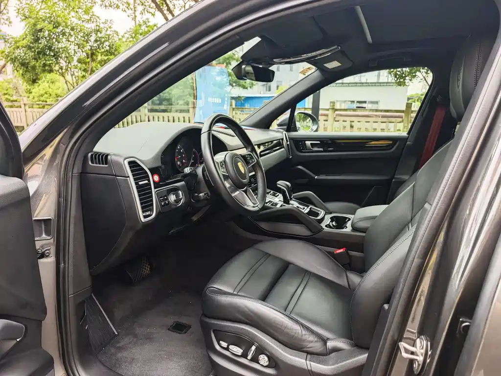 Porsche Cayenne 2019 Cayenne 3.0T