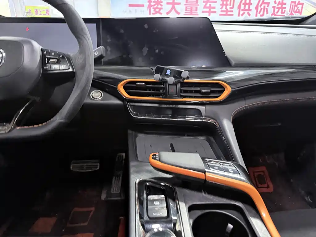 Changan UNI-T — миниатюра 12