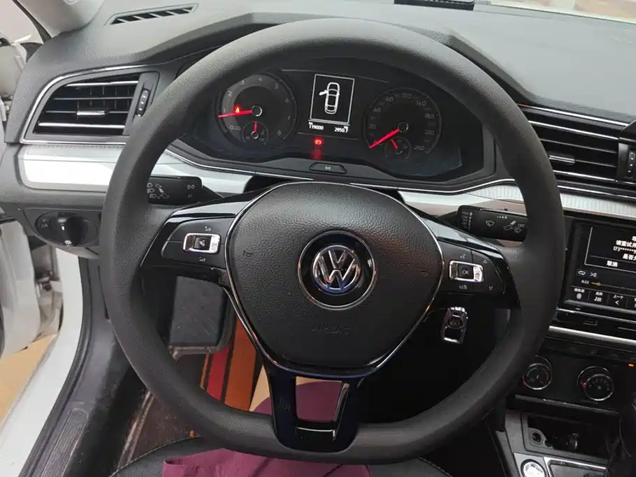 Volkswagen Lamando — миниатюра 15