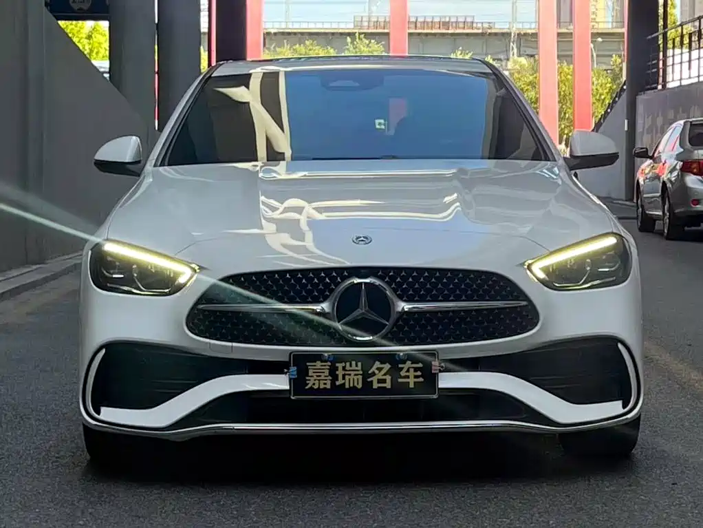 Mercedes-Benz C-Class — миниатюра 2