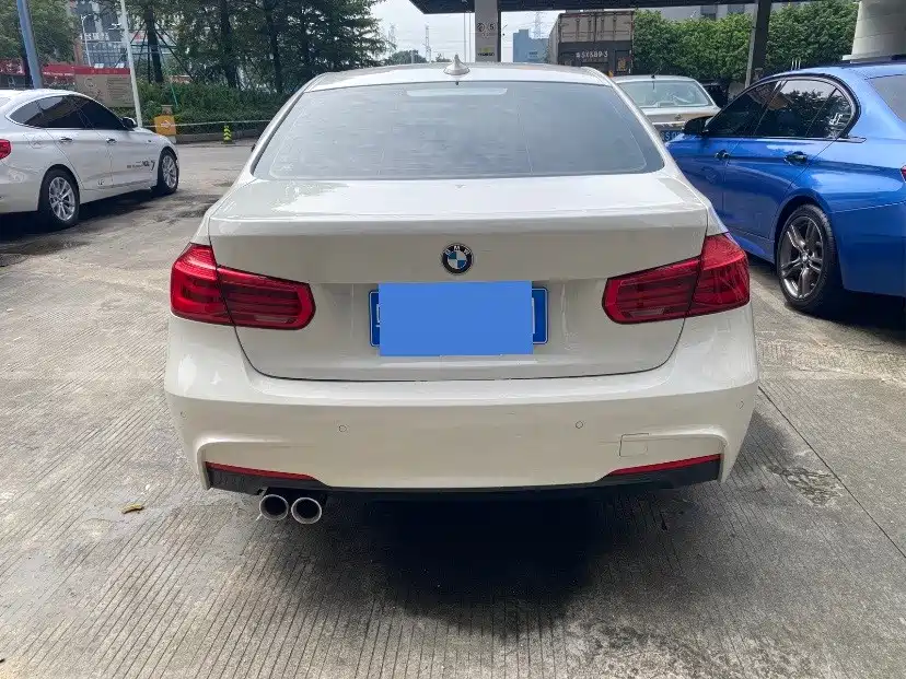 BMW 3 Series — миниатюра 4
