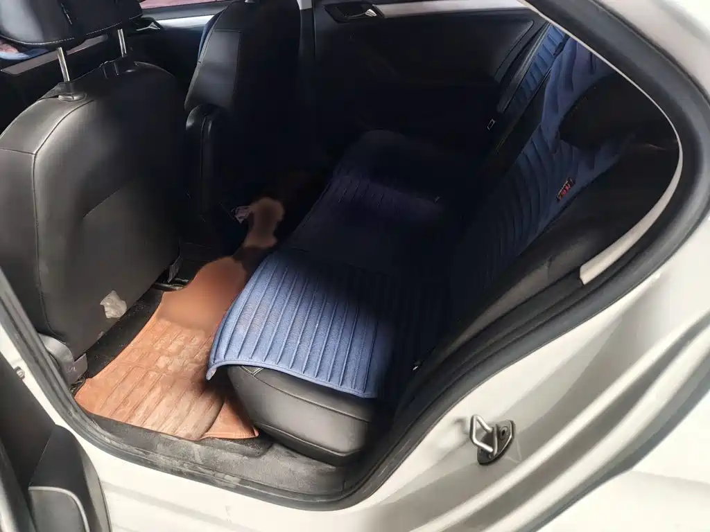 Jetta VA3 — миниатюра 12