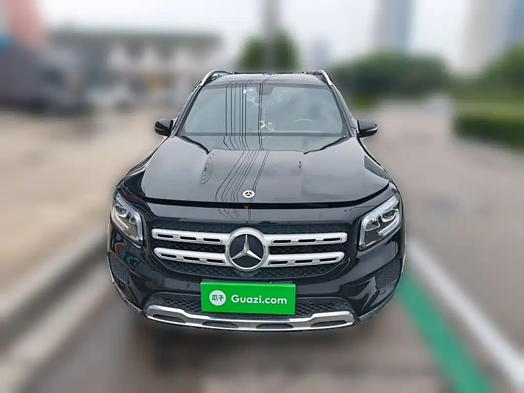 Mercedes-Benz GLB — миниатюра 23