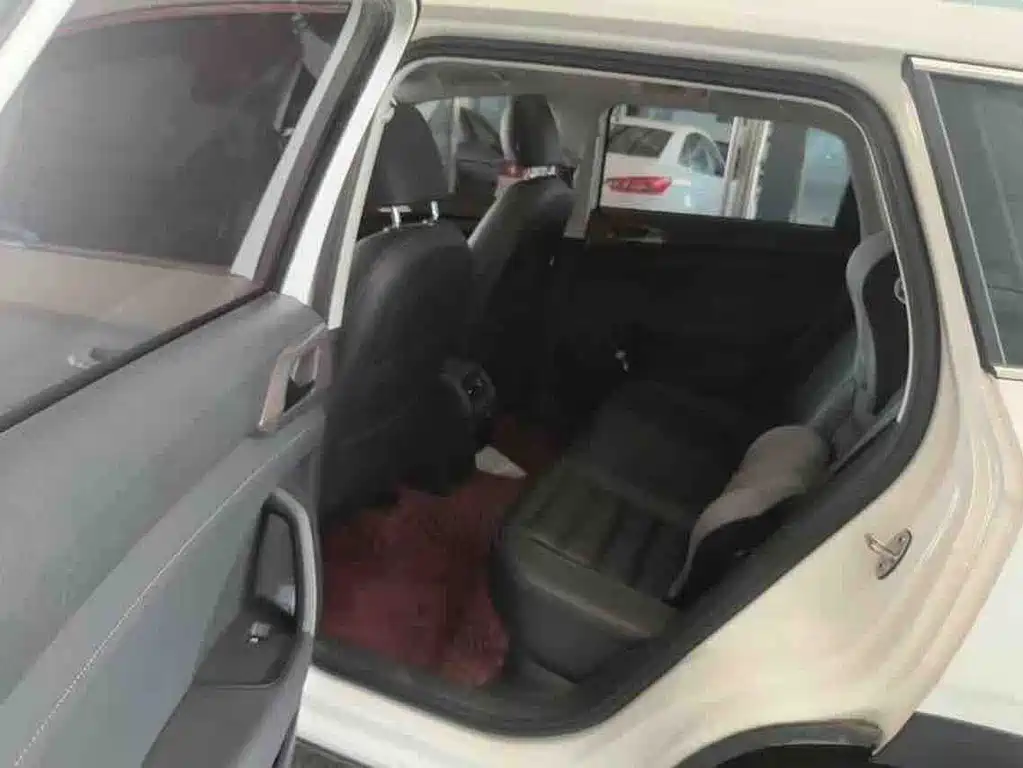 Volkswagen Tharu — миниатюра 5