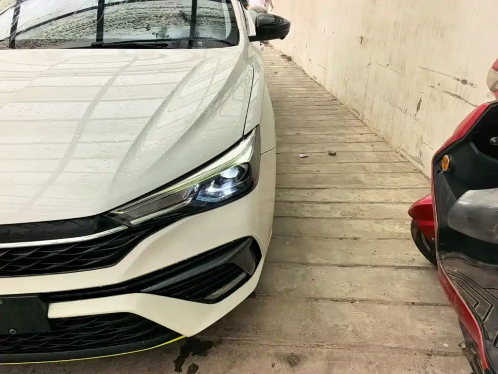 Roewe i5 — миниатюра 24