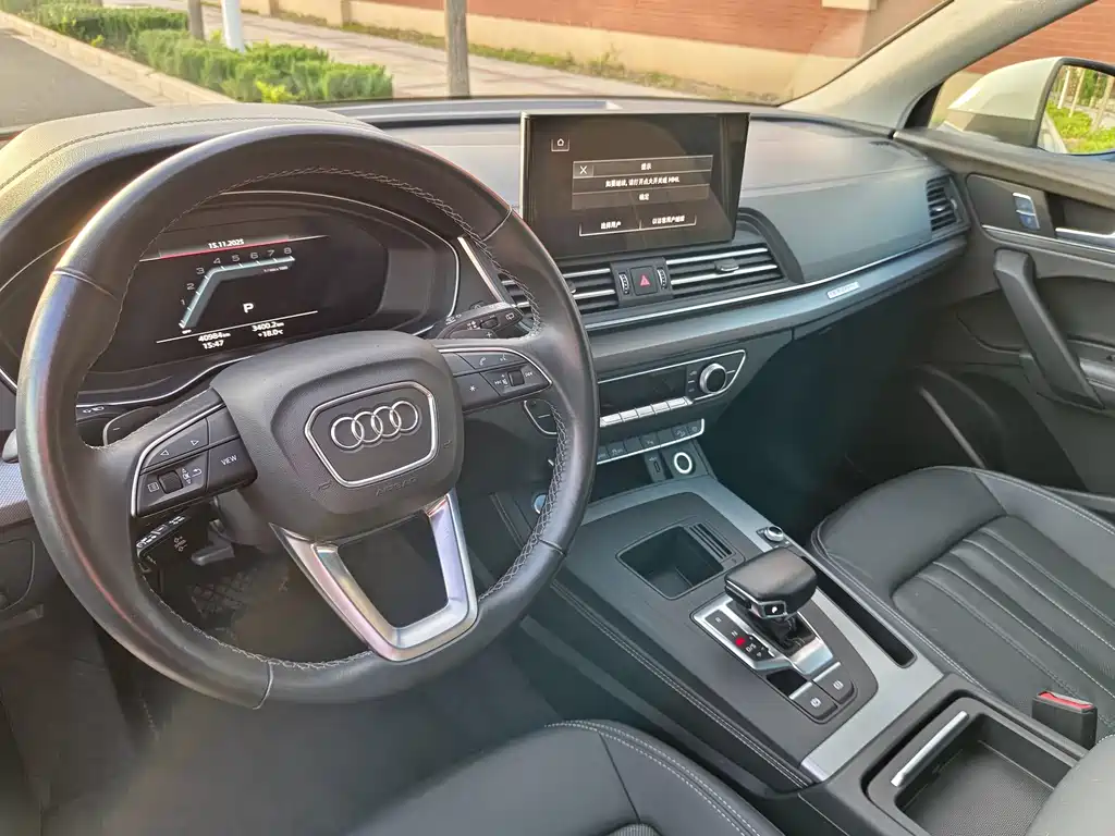 Audi Q5L — миниатюра 25