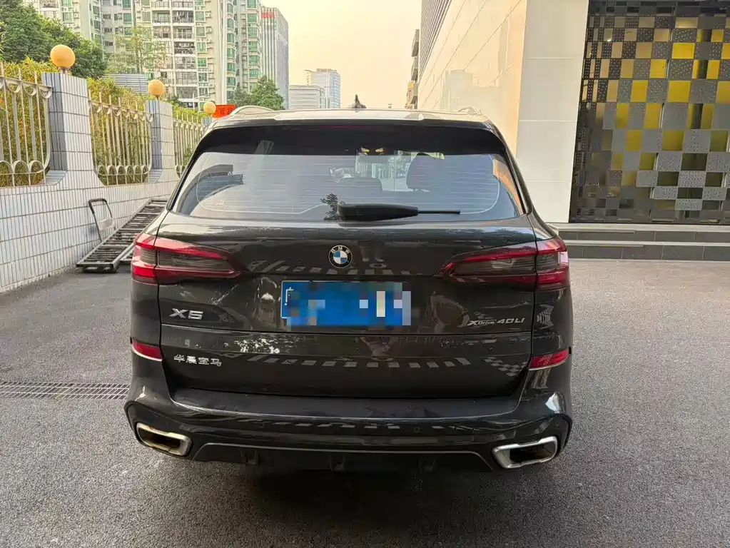 BMW X5 2022 xDrive 40Li M Sport