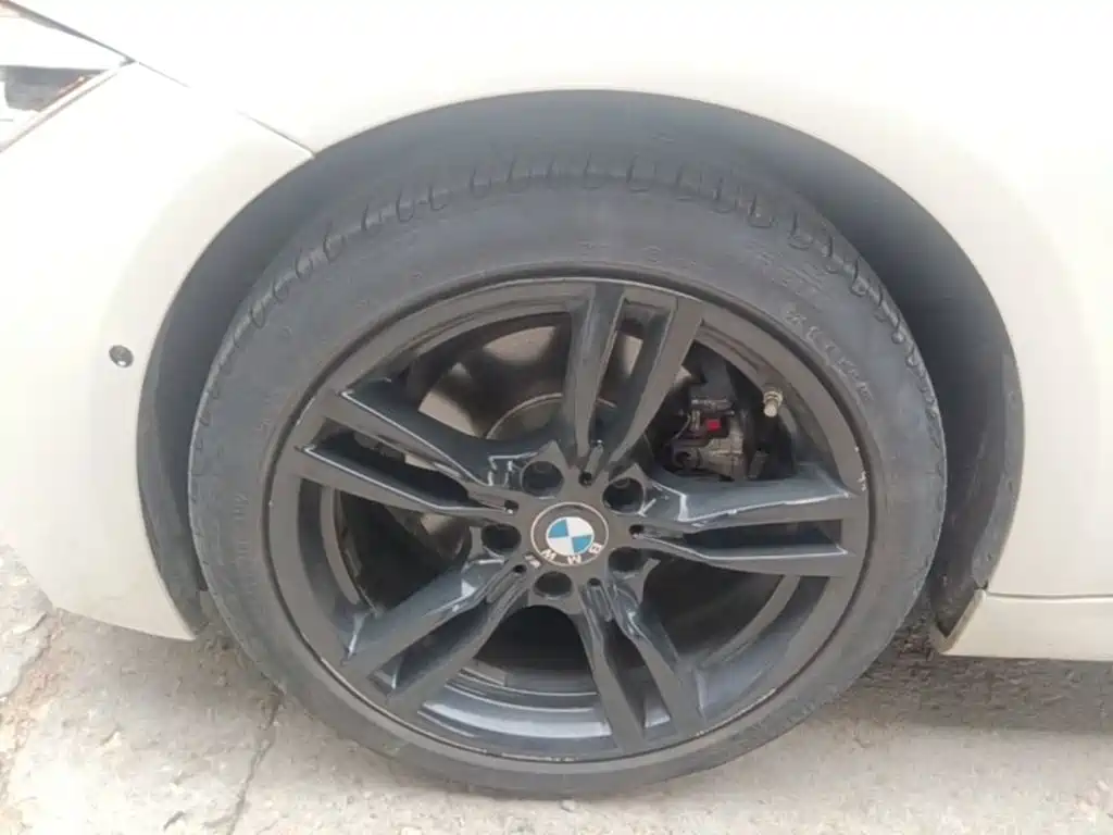 BMW 3 Series — миниатюра 23