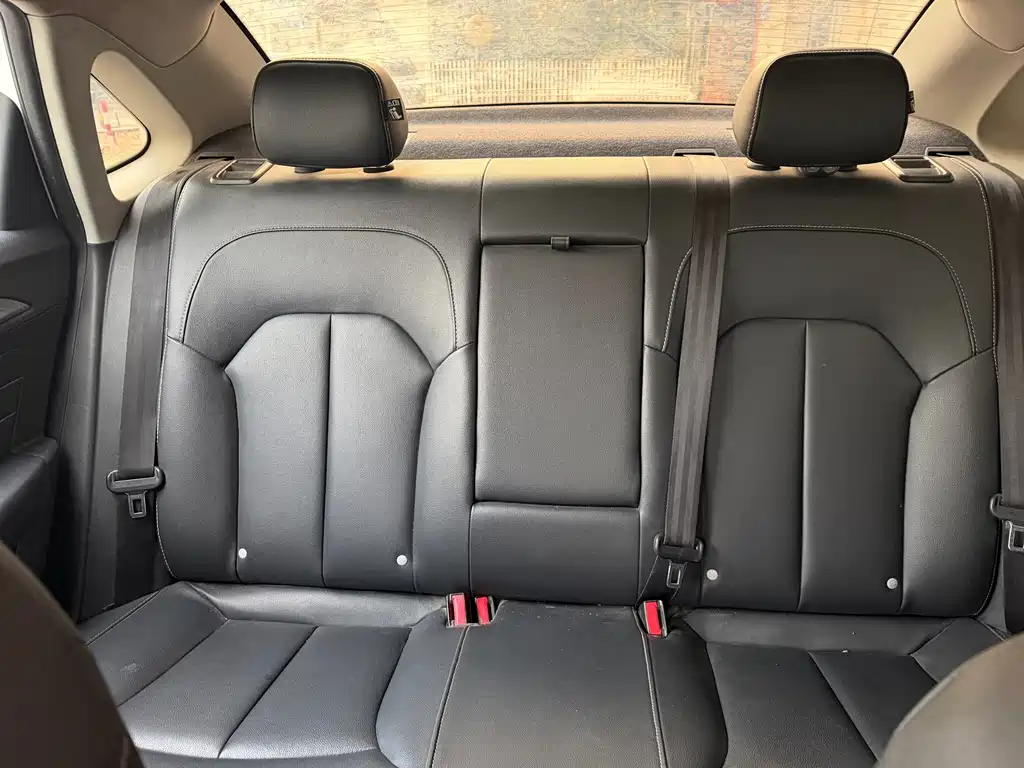 Roewe i6 Classic — миниатюра 12