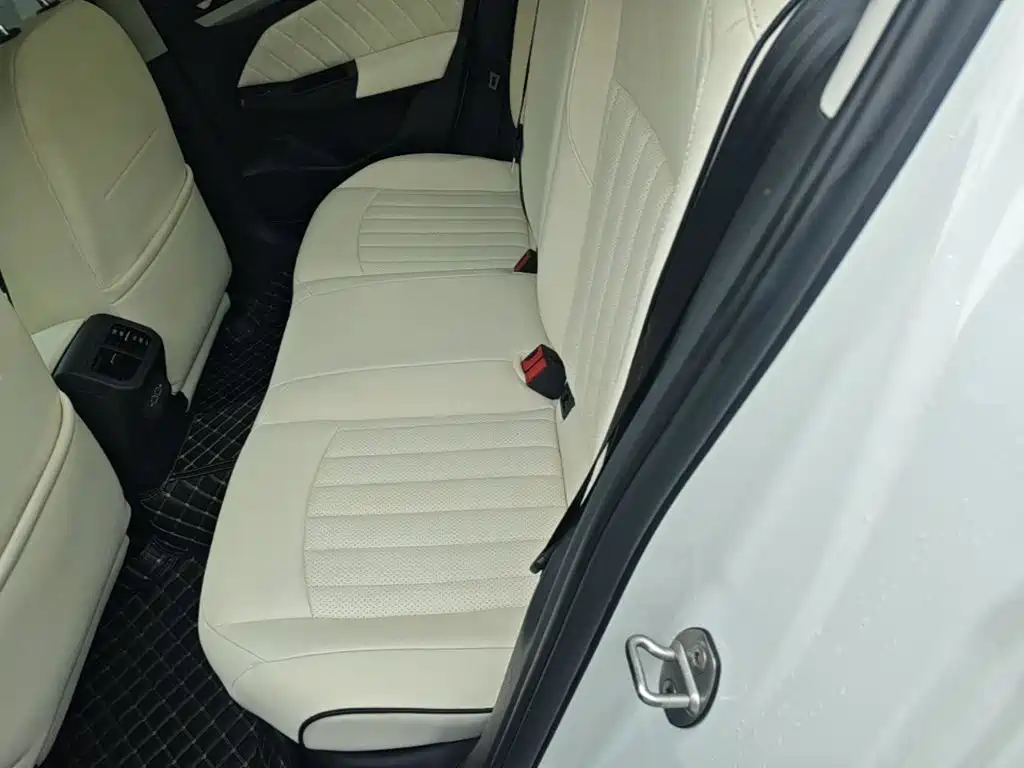 Volkswagen Bora EV — миниатюра 17