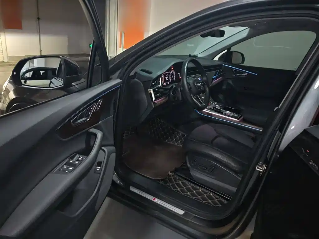 Audi Q7 — миниатюра 17