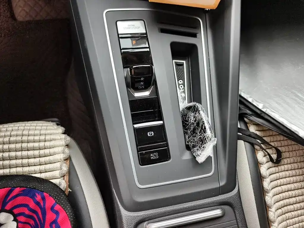 Volkswagen Golf — миниатюра 15