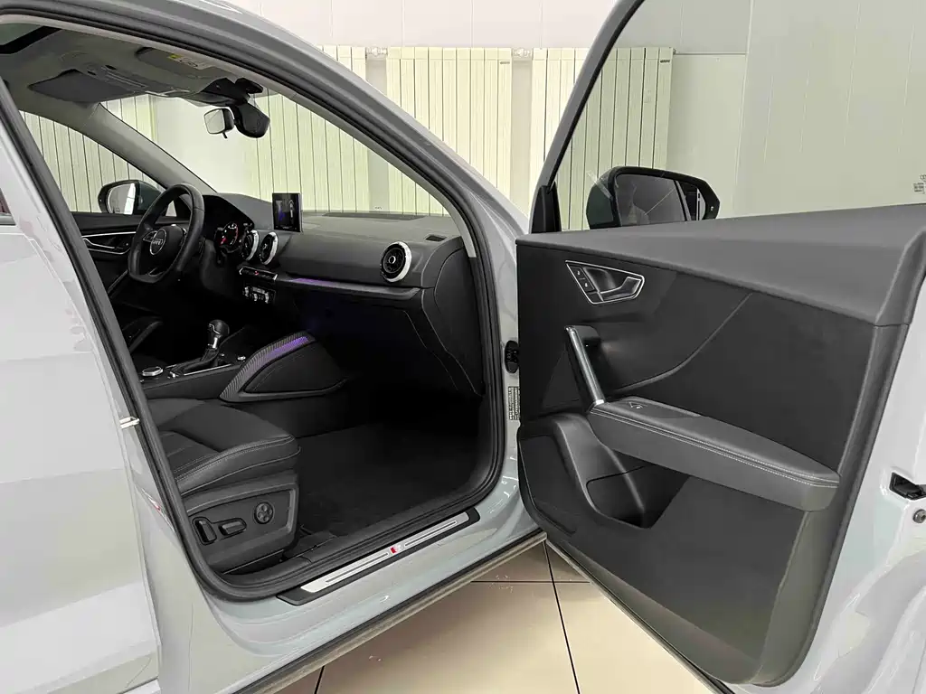 Audi Q2L — миниатюра 21