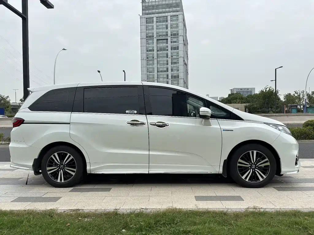 Honda Odyssey — миниатюра 4