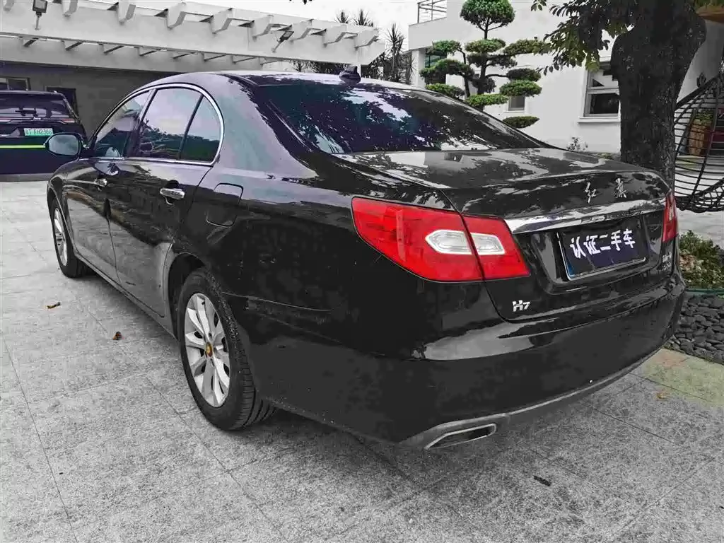 Hongqi Hongqi H7 — миниатюра 6