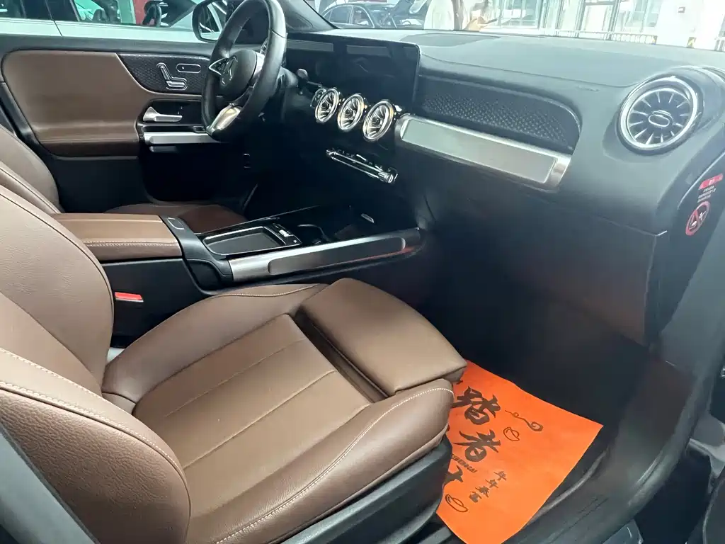 Mercedes-Benz EQB — миниатюра 8